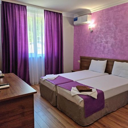 Nobi Guest House Gagra Eksteriør billede