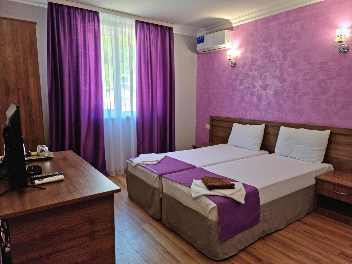 Nobi Guest House Gagra Eksteriør billede